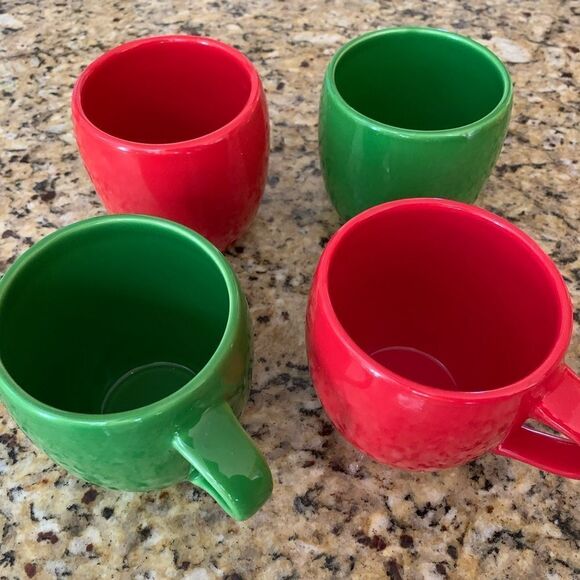 Starbucks set of 4 solid red & green holiday coffee mugs - Picture 2 of 5